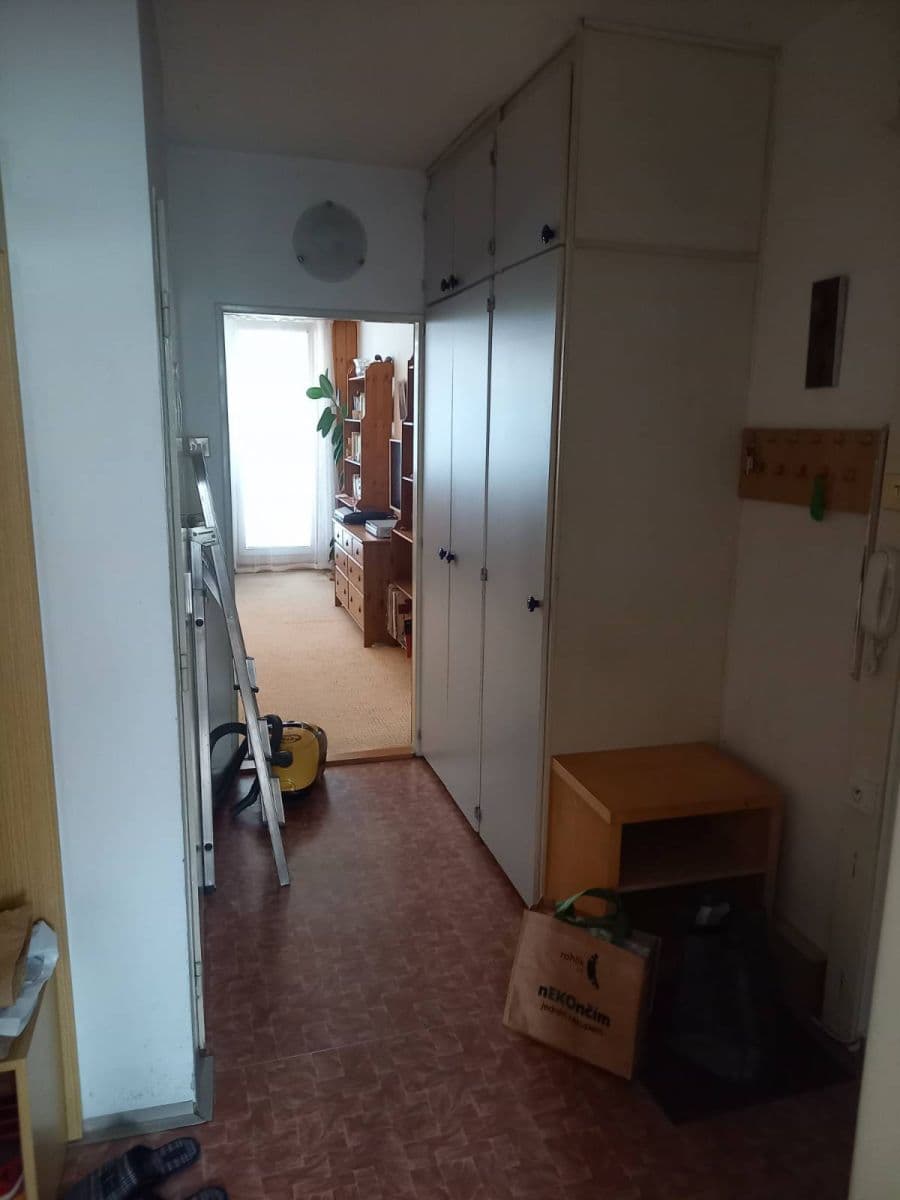 Prenájom bytu 3-izbový 67 m², K Horoměřicům, Praha, Praha Prenájom bytu 3-izbový 67 m², K Horoměřicům, Praha, Praha
