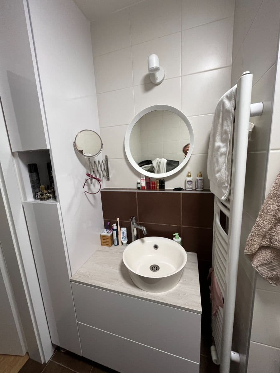 Prenájom bytu 2-izbový 58 m², U Elektrárny, Vrané nad Vltavou, Středočeský kraj Prenájom bytu 2-izbový 58 m², U Elektrárny, Vrané nad Vltavou, Středočeský kraj