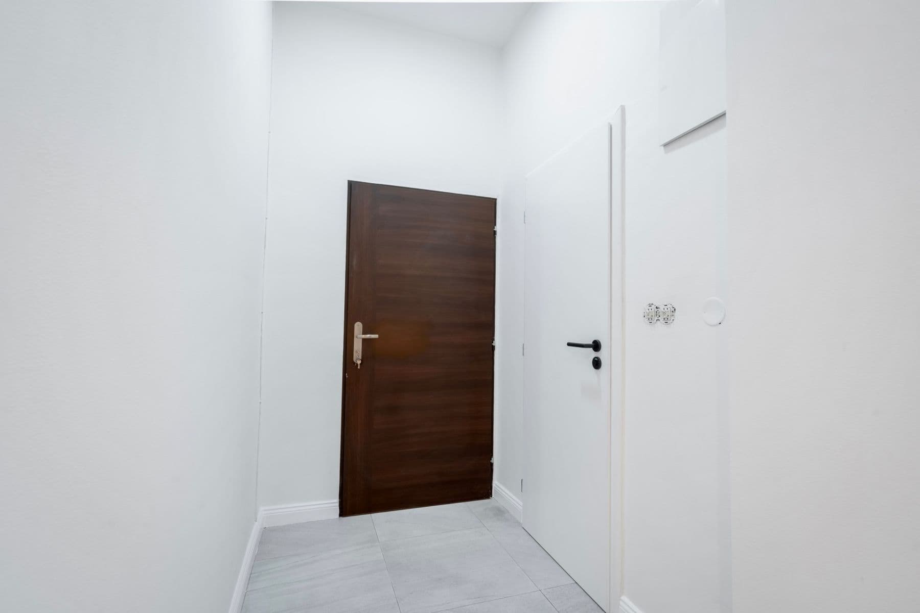 Prenájom bytu 2-izbový 44 m², Plzeňská, Praha, Praha Prenájom bytu 2-izbový 44 m², Plzeňská, Praha, Praha