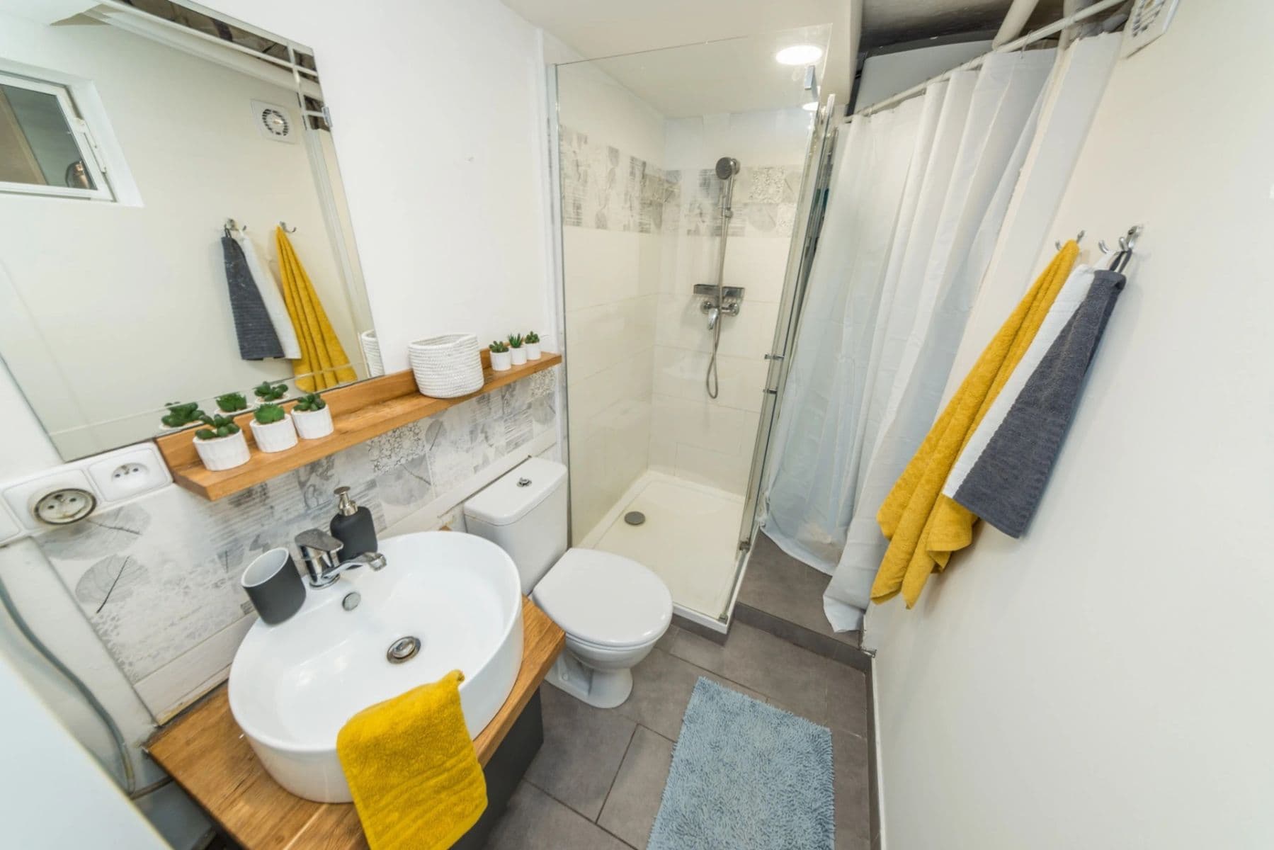 Prenájom bytu 2-izbový 50 m², Slivenecká, Praha, Praha Prenájom bytu 2-izbový 50 m², Slivenecká, Praha, Praha
