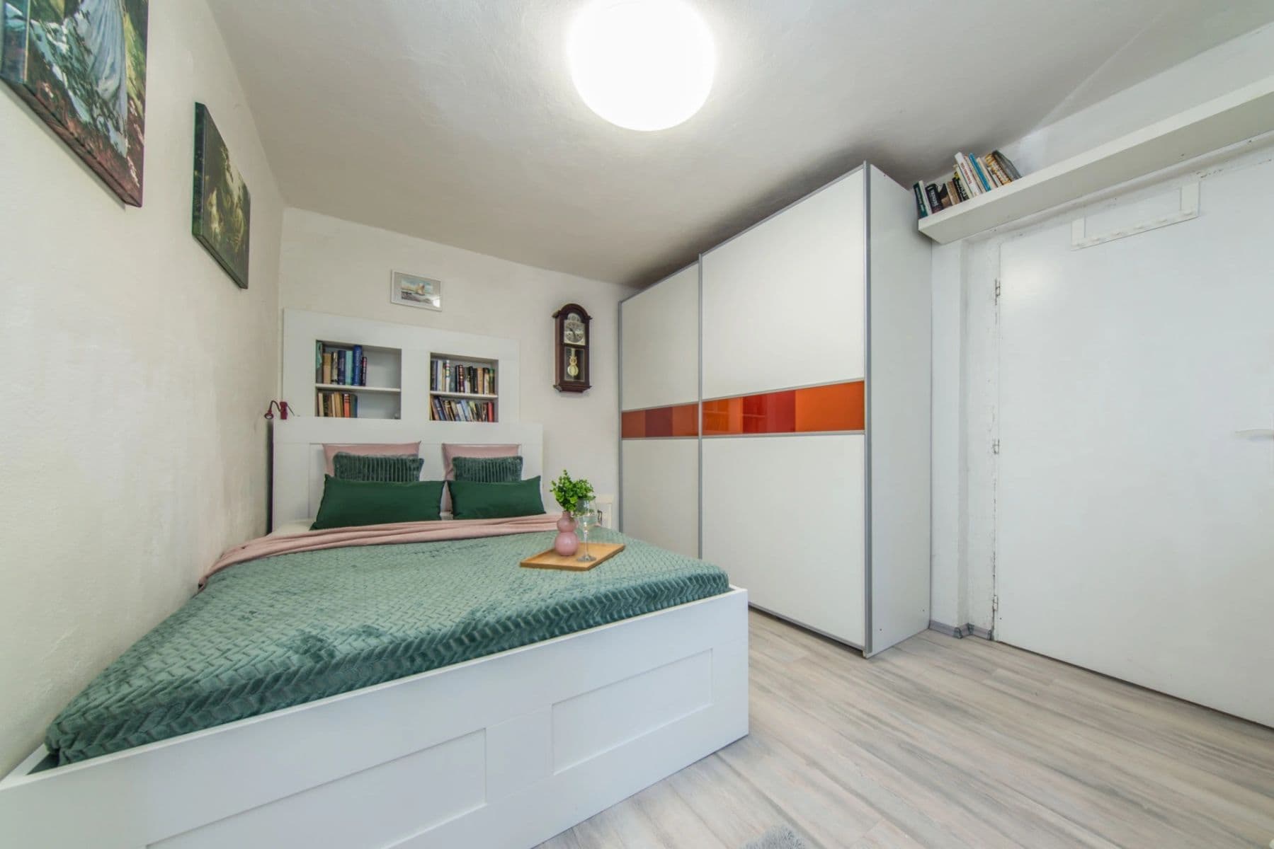 Prenájom bytu 2-izbový 50 m², Slivenecká, Praha, Praha Prenájom bytu 2-izbový 50 m², Slivenecká, Praha, Praha