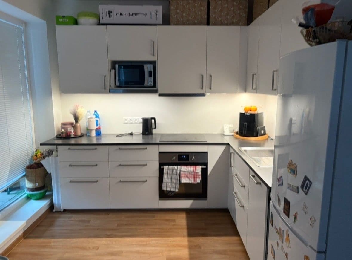 Prenájom bytu 2-izbový 69 m², Svémyslice, Středočeský kraj Prenájom bytu 2-izbový 69 m², Svémyslice, Středočeský kraj