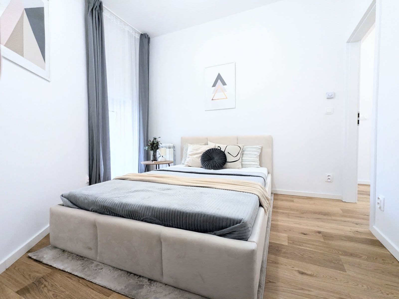 Predaj bytu 3-izbový 59 m², Petrohradská, Praha, Praha Predaj bytu 3-izbový 59 m², Petrohradská, Praha, Praha