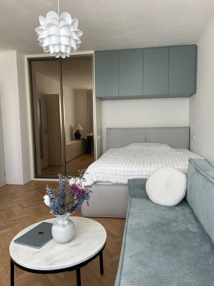 Prenájom bytu 1-izbový 37 m², Na Výsledku I, Praha, Praha Prenájom bytu 1-izbový 37 m², Na Výsledku I, Praha, Praha