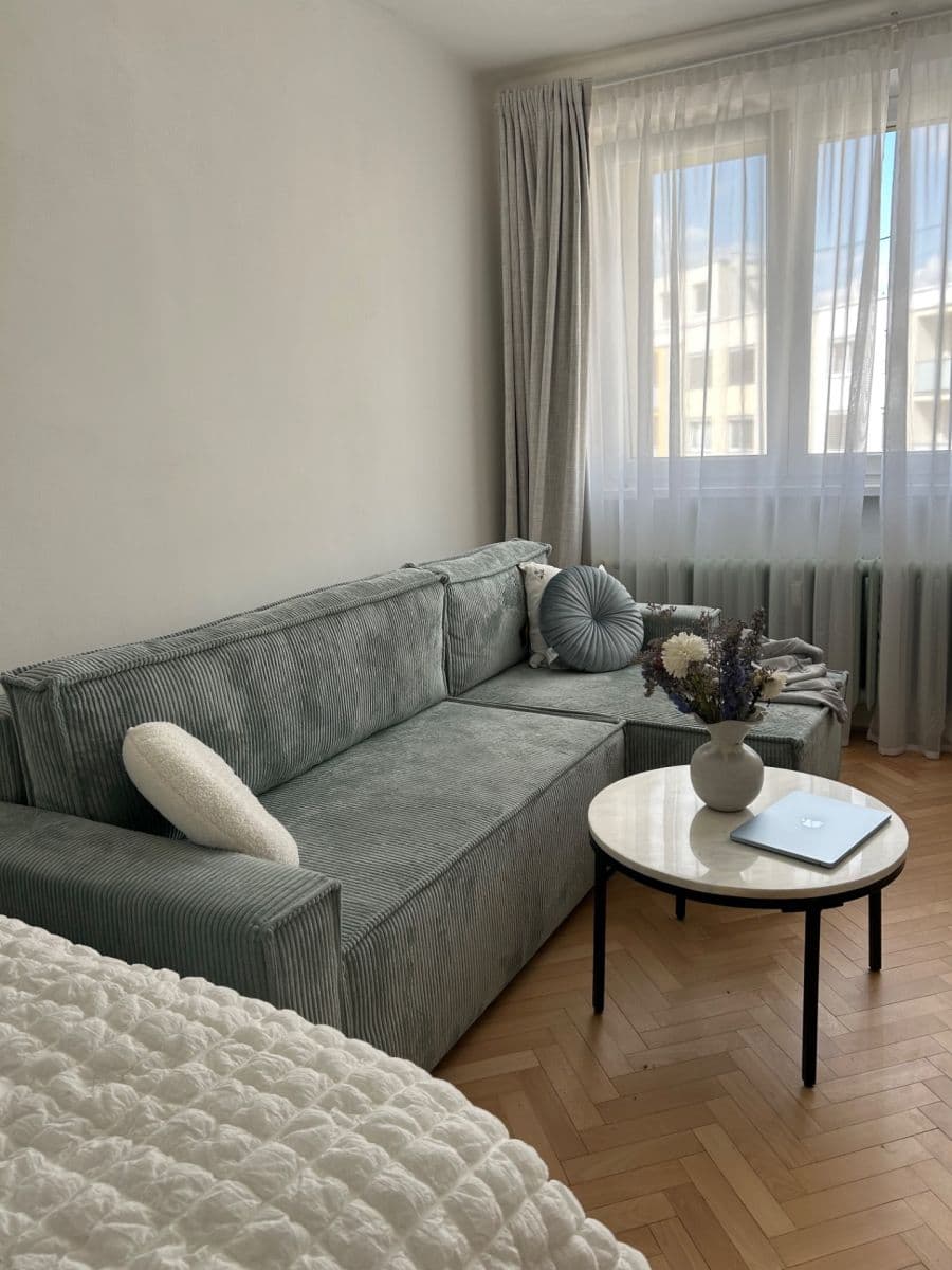 Prenájom bytu 1-izbový 37 m², Na Výsledku I, Praha, Praha Prenájom bytu 1-izbový 37 m², Na Výsledku I, Praha, Praha