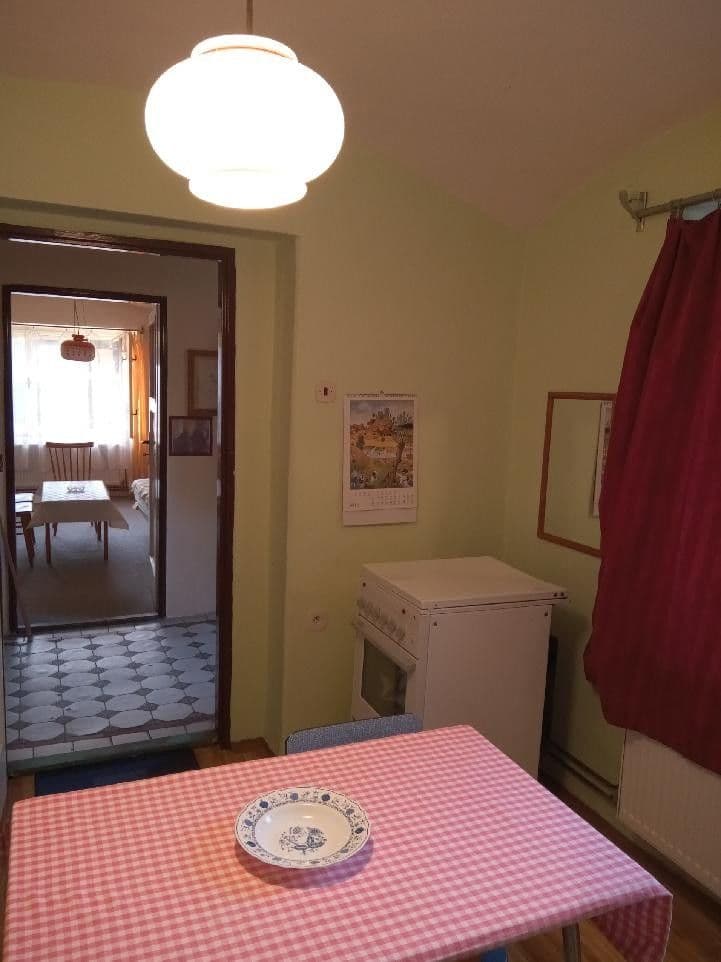 Prenájom bytu 2-izbový 60 m², Mezouň, Středočeský kraj Prenájom bytu 2-izbový 60 m², Mezouň, Středočeský kraj