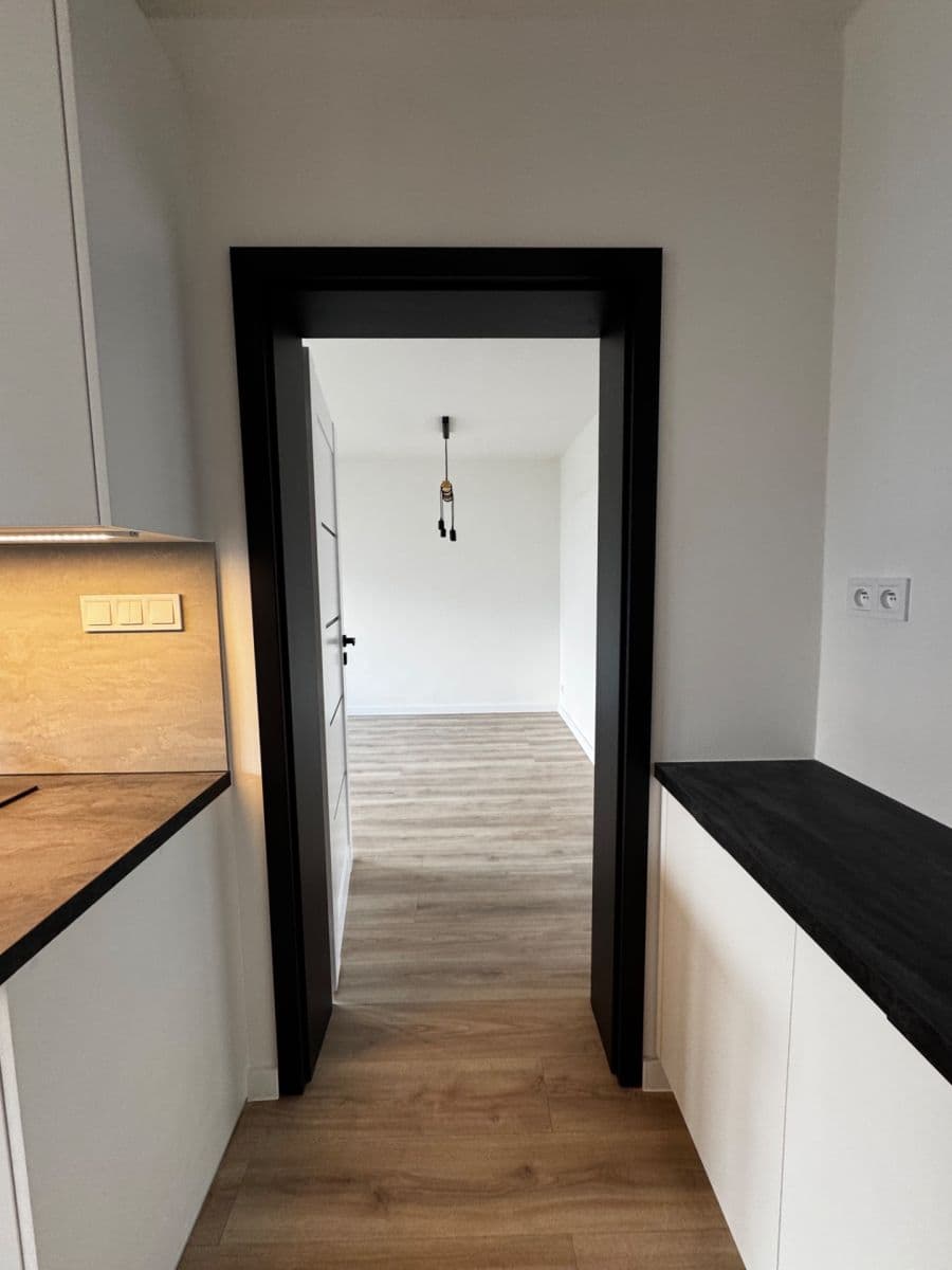 Prenájom bytu 3-izbový 79 m², Krejčíkova, Plzeň, Plzeňský kraj Prenájom bytu 3-izbový 79 m², Krejčíkova, Plzeň, Plzeňský kraj