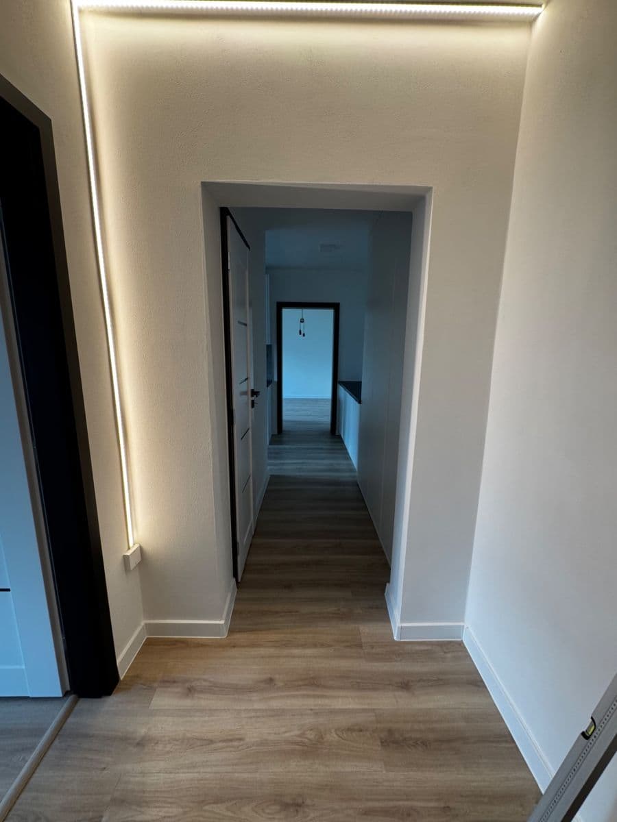 Prenájom bytu 3-izbový 79 m², Krejčíkova, Plzeň, Plzeňský kraj Prenájom bytu 3-izbový 79 m², Krejčíkova, Plzeň, Plzeňský kraj