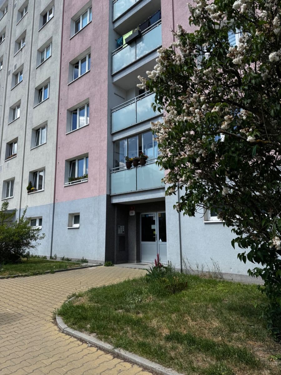 Prenájom bytu 3-izbový 79 m², Krejčíkova, Plzeň, Plzeňský kraj Prenájom bytu 3-izbový 79 m², Krejčíkova, Plzeň, Plzeňský kraj