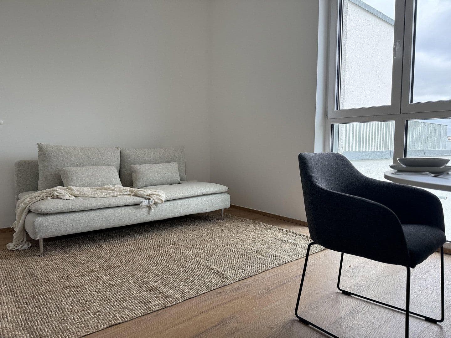 Prenájom bytu 2-izbový 45 m², Berlin, Berlín Prenájom bytu 2-izbový 45 m², Berlin, Berlín