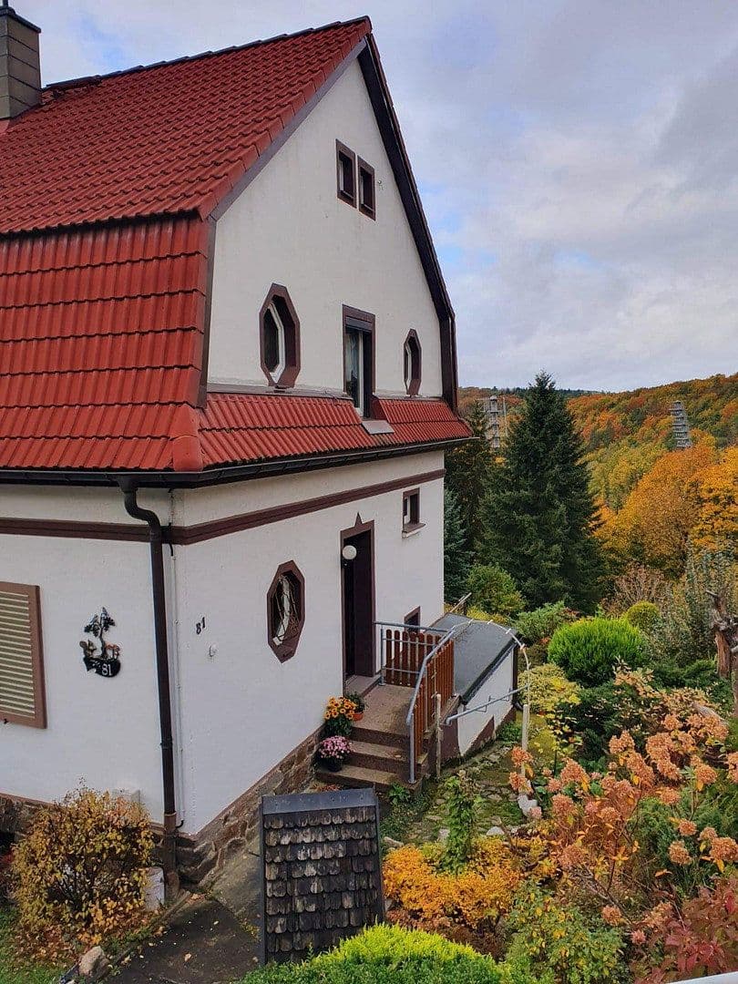 Predaj domu 103 m², pozemek 950 m², Aue-Bad Schlema, Sasko Predaj domu 103 m², pozemek 950 m², Aue-Bad Schlema, Sasko