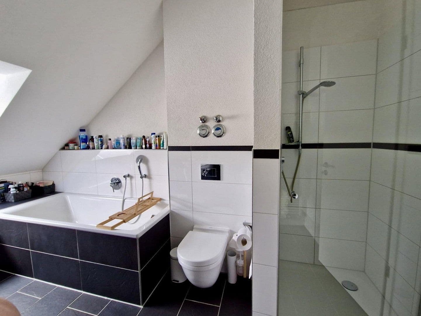 Predaj bytu 4-izbový 106 m², Bertha-von-Suttner-Allee, Lahr/Schwarzwald, Bádensko-Wurttembersko Predaj bytu 4-izbový 106 m², Bertha-von-Suttner-Allee, Lahr/Schwarzwald, Bádensko-Wurttembersko