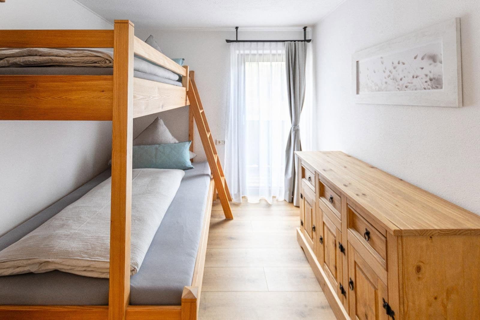Predaj domu 330 m², pozemek 1.364 m², Berchtesgadener Straße 10, Schneizlreuth OT Weißbach a.d. Alpenstraße, Bavorsko Predaj domu 330 m², pozemek 1.364 m², Berchtesgadener Straße 10, Schneizlreuth OT Weißbach a.d. Alpenstraße, Bavorsko