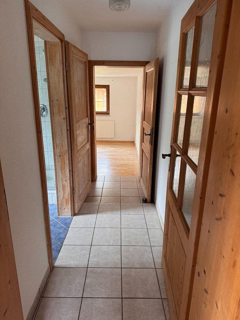 Predaj domu 330 m², pozemek 1.364 m², Berchtesgadener Straße 10, Schneizlreuth OT Weißbach a.d. Alpenstraße, Bavorsko Predaj domu 330 m², pozemek 1.364 m², Berchtesgadener Straße 10, Schneizlreuth OT Weißbach a.d. Alpenstraße, Bavorsko