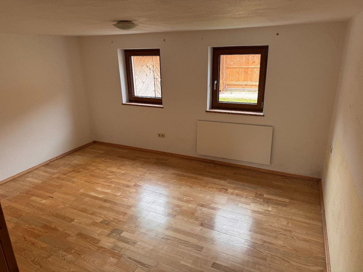 Predaj domu 330 m², pozemek 1.364 m², Berchtesgadener Straße 10, Schneizlreuth OT Weißbach a.d. Alpenstraße, Bavorsko Predaj domu 330 m², pozemek 1.364 m², Berchtesgadener Straße 10, Schneizlreuth OT Weißbach a.d. Alpenstraße, Bavorsko