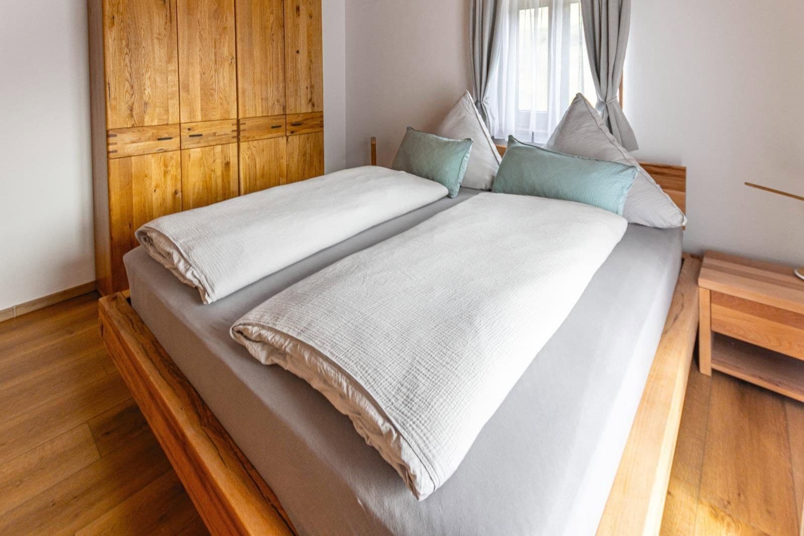 Predaj domu 330 m², pozemek 1.364 m², Berchtesgadener Straße 10, Schneizlreuth OT Weißbach a.d. Alpenstraße, Bavorsko Predaj domu 330 m², pozemek 1.364 m², Berchtesgadener Straße 10, Schneizlreuth OT Weißbach a.d. Alpenstraße, Bavorsko