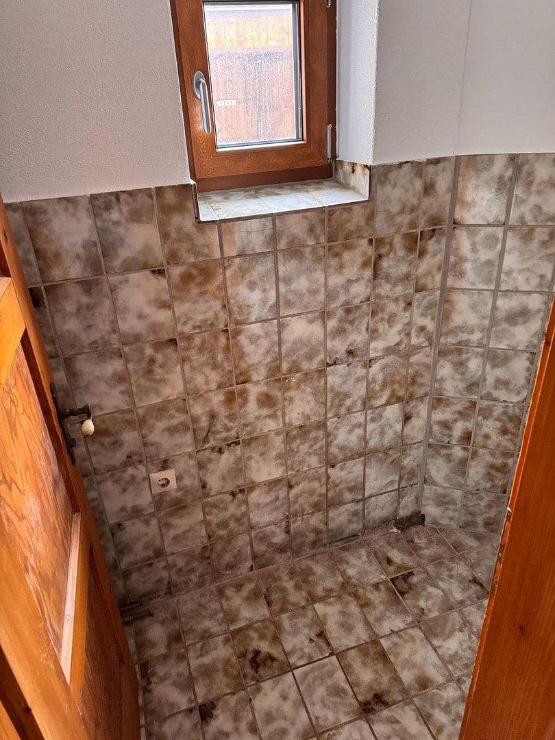 Predaj domu 330 m², pozemek 1.364 m², Berchtesgadener Straße 10, Schneizlreuth OT Weißbach a.d. Alpenstraße, Bavorsko Predaj domu 330 m², pozemek 1.364 m², Berchtesgadener Straße 10, Schneizlreuth OT Weißbach a.d. Alpenstraße, Bavorsko