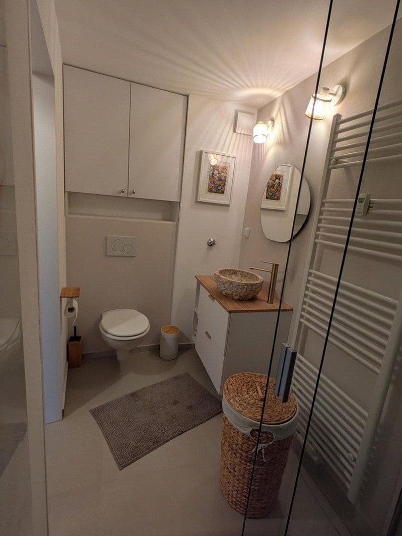 Prenájom bytu 1-izbový 40 m², Fleherstr 183, Düsseldorf, Severné Porýnie - Westfálsko Prenájom bytu 1-izbový 40 m², Fleherstr 183, Düsseldorf, Severné Porýnie - Westfálsko