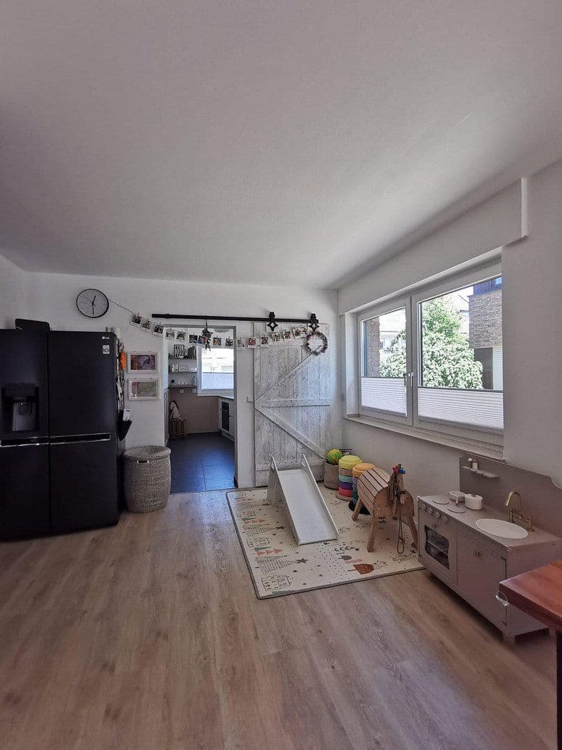 Predaj bytu 4-izbový 128 m², Meerbusch, Severné Porýnie - Westfálsko Predaj bytu 4-izbový 128 m², Meerbusch, Severné Porýnie - Westfálsko