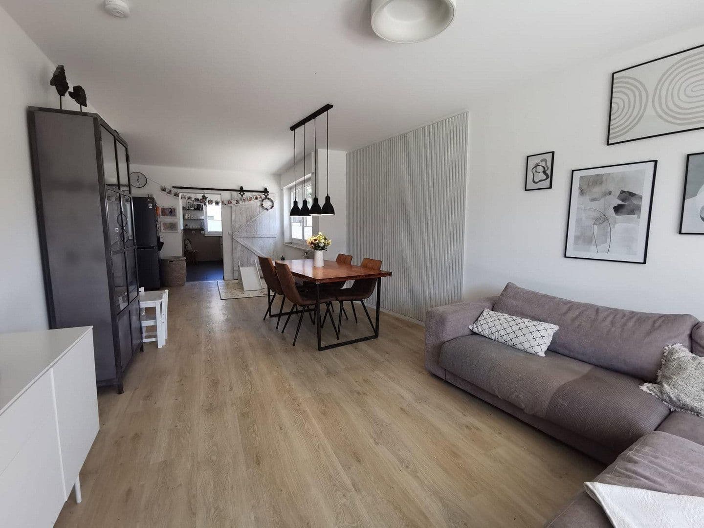 Predaj bytu 4-izbový 128 m², Meerbusch, Severné Porýnie - Westfálsko Predaj bytu 4-izbový 128 m², Meerbusch, Severné Porýnie - Westfálsko