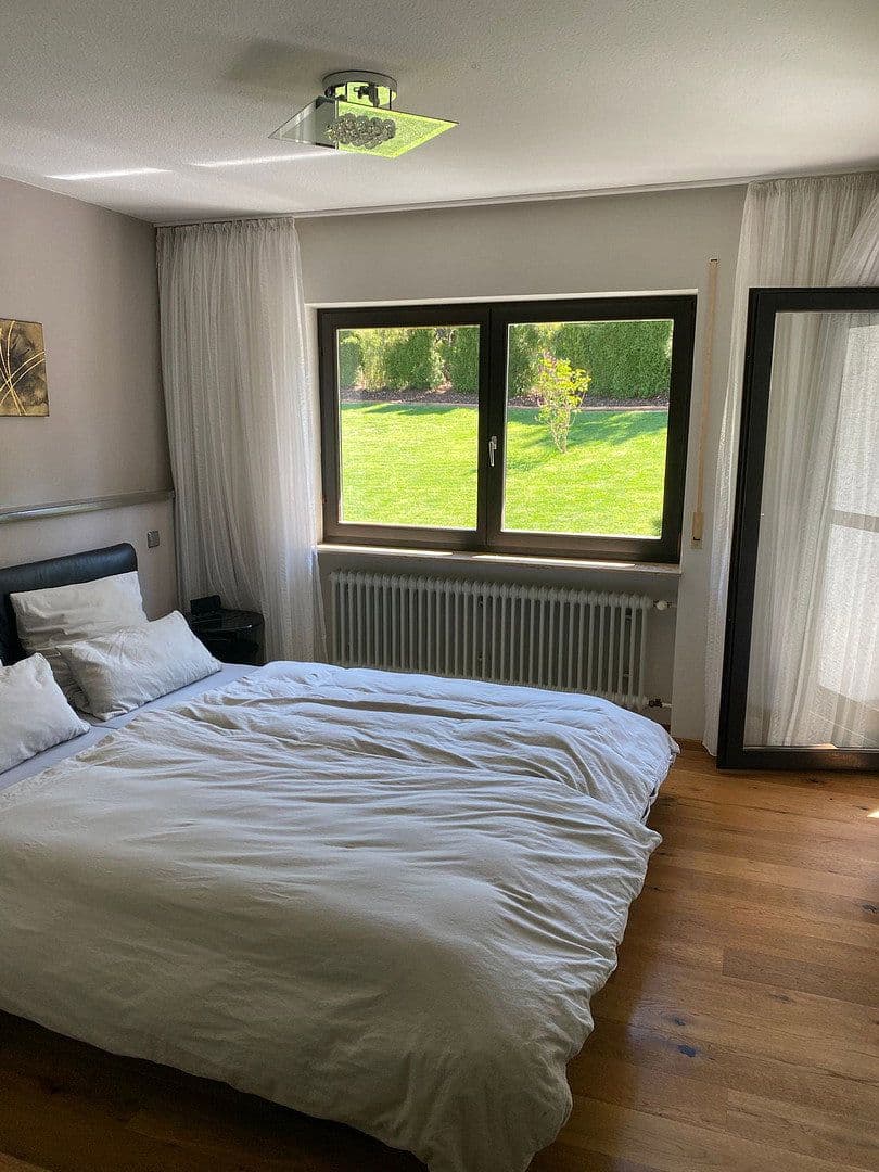 Predaj domu 160 m², pozemek 950 m², Hainstraße 15, Billigheim, Bádensko-Wurttembersko Predaj domu 160 m², pozemek 950 m², Hainstraße 15, Billigheim, Bádensko-Wurttembersko