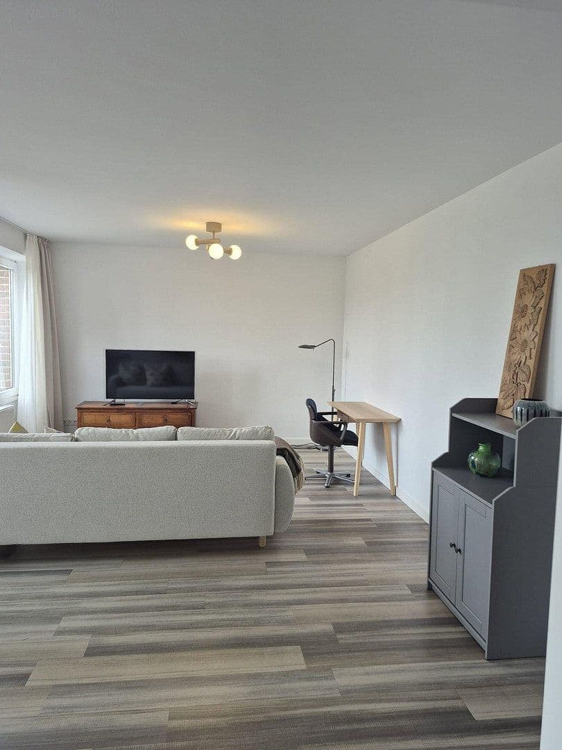 Prenájom bytu 2-izbový 68 m², Düsseldorf, Severné Porýnie - Westfálsko Prenájom bytu 2-izbový 68 m², Düsseldorf, Severné Porýnie - Westfálsko