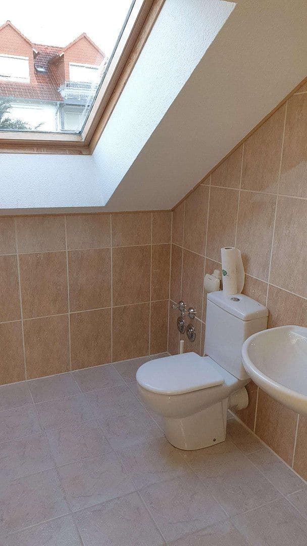 Prenájom bytu 3-izbový 120 m², Geschwister-Scholl-Straße 34, Langgöns, Hesensko Prenájom bytu 3-izbový 120 m², Geschwister-Scholl-Straße 34, Langgöns, Hesensko