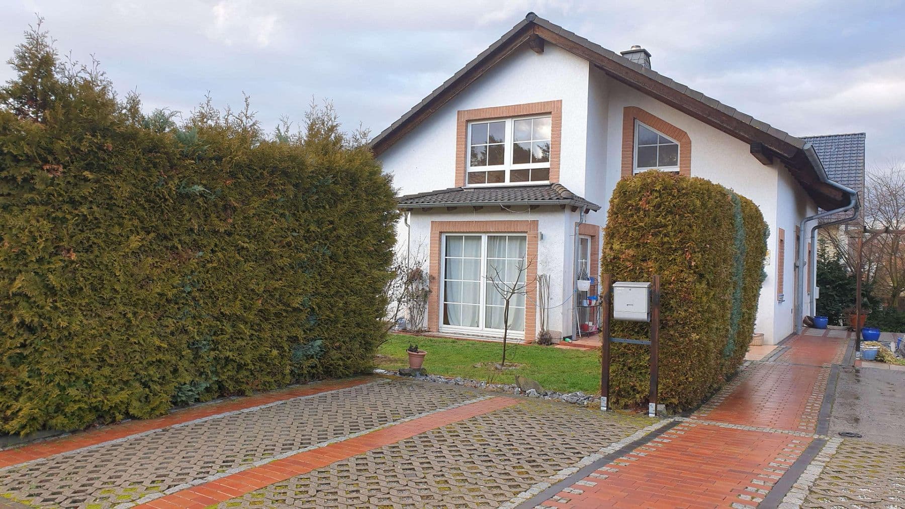 Prenájom bytu 3-izbový 120 m², Geschwister-Scholl-Straße 34, Langgöns, Hesensko Prenájom bytu 3-izbový 120 m², Geschwister-Scholl-Straße 34, Langgöns, Hesensko