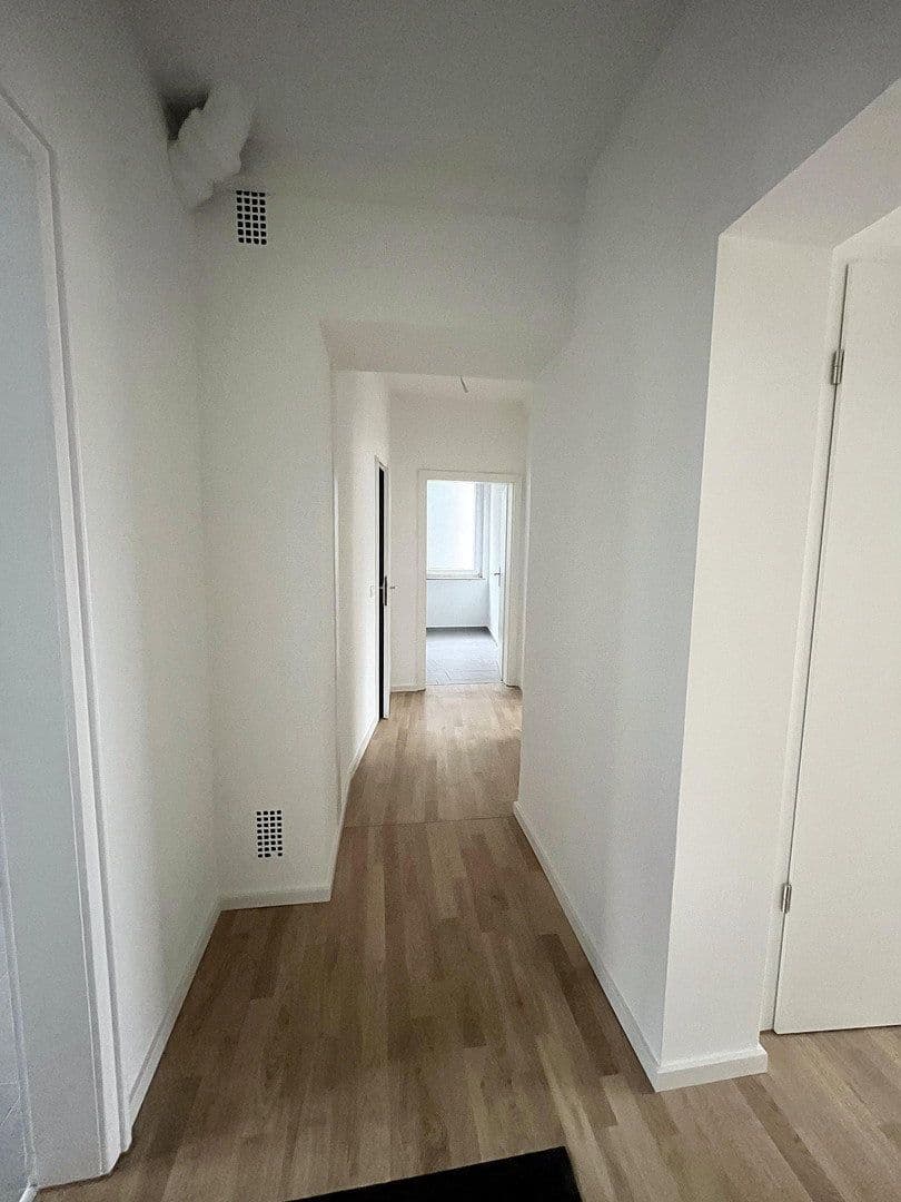 Prenájom bytu 5-izbový 114 m², Am Buchenbaum 21, Duisburg, Severné Porýnie - Westfálsko Prenájom bytu 5-izbový 114 m², Am Buchenbaum 21, Duisburg, Severné Porýnie - Westfálsko