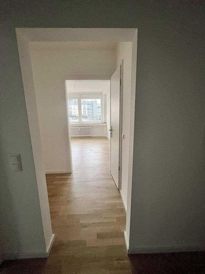 Prenájom bytu 5-izbový 114 m², Am Buchenbaum 21, Duisburg, Severné Porýnie - Westfálsko Prenájom bytu 5-izbový 114 m², Am Buchenbaum 21, Duisburg, Severné Porýnie - Westfálsko