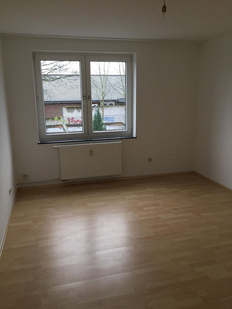 Prenájom bytu 3-izbový 74 m², Bonn, Severné Porýnie - Westfálsko Prenájom bytu 3-izbový 74 m², Bonn, Severné Porýnie - Westfálsko
