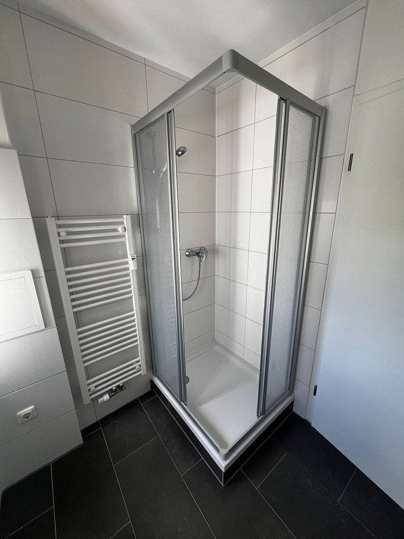Prenájom bytu 60 m², Wilhelm-Busch-Straße 24, Leipzig, Sasko Prenájom bytu 60 m², Wilhelm-Busch-Straße 24, Leipzig, Sasko