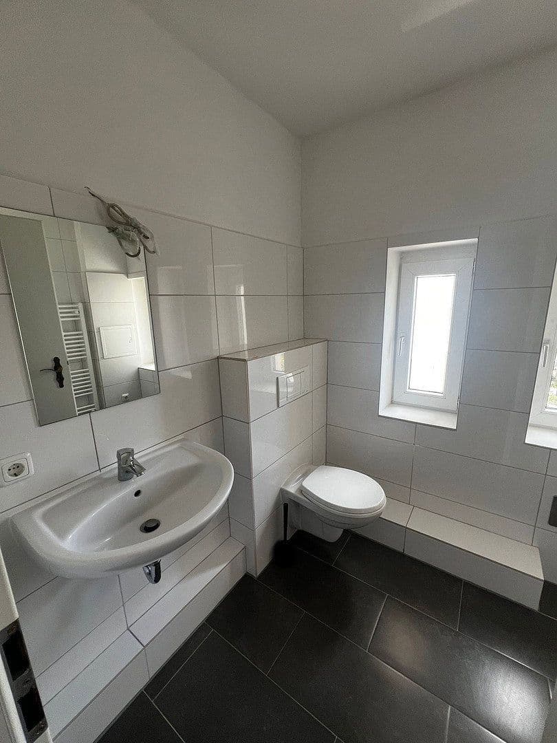 Prenájom bytu 60 m², Wilhelm-Busch-Straße 24, Leipzig, Sasko Prenájom bytu 60 m², Wilhelm-Busch-Straße 24, Leipzig, Sasko