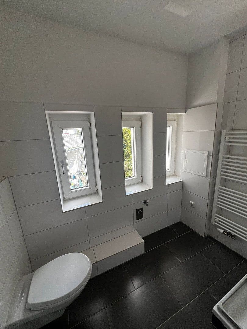 Prenájom bytu 60 m², Wilhelm-Busch-Straße 24, Leipzig, Sasko Prenájom bytu 60 m², Wilhelm-Busch-Straße 24, Leipzig, Sasko