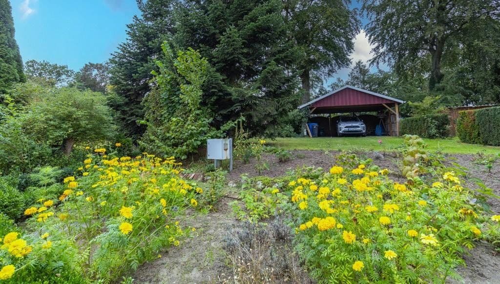 Predaj domu 184 m², pozemek 4.456 m², Wingst, Dolné Sasko Predaj domu 184 m², pozemek 4.456 m², Wingst, Dolné Sasko