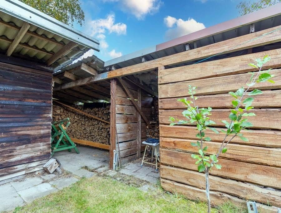 Predaj domu 184 m², pozemek 4.456 m², Wingst, Dolné Sasko Predaj domu 184 m², pozemek 4.456 m², Wingst, Dolné Sasko