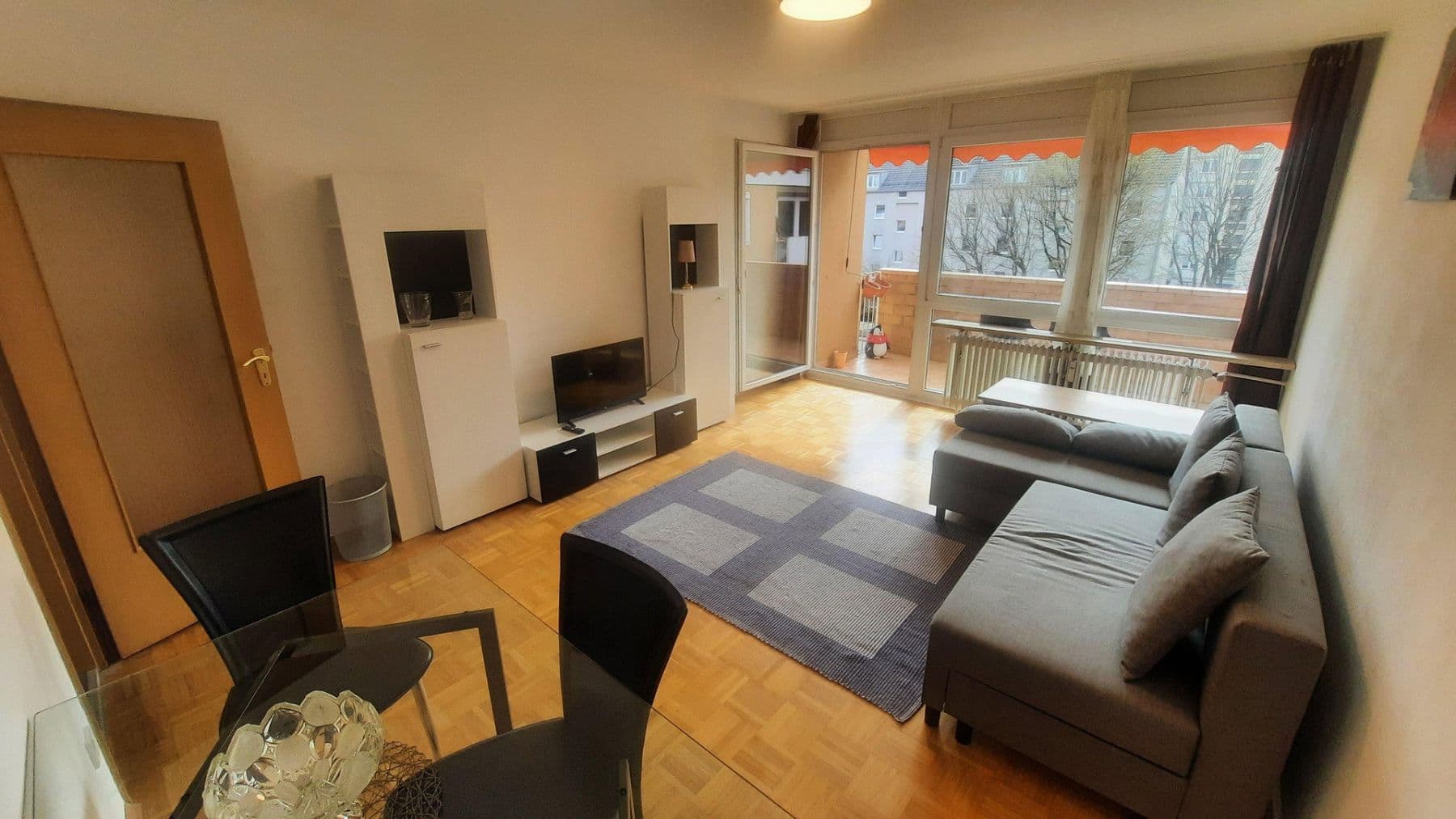 Prenájom bytu 2-izbový 57 m², Arnimstr. 19, München, Bavorsko Prenájom bytu 2-izbový 57 m², Arnimstr. 19, München, Bavorsko