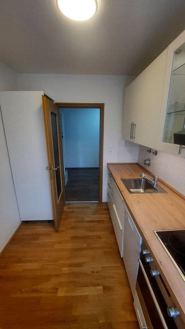 Prenájom bytu 2-izbový 57 m², Arnimstr. 19, München, Bavorsko Prenájom bytu 2-izbový 57 m², Arnimstr. 19, München, Bavorsko
