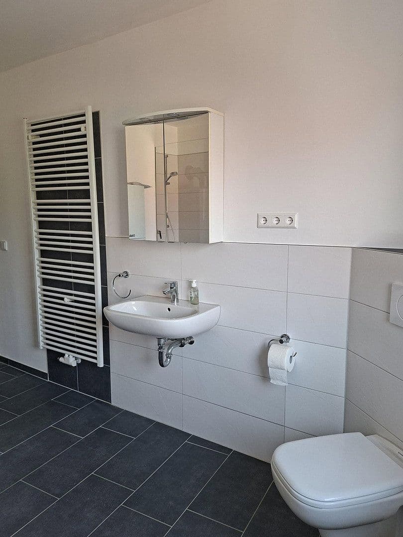 Prenájom bytu 4-izbový 96 m², Seesen, Dolné Sasko Prenájom bytu 4-izbový 96 m², Seesen, Dolné Sasko