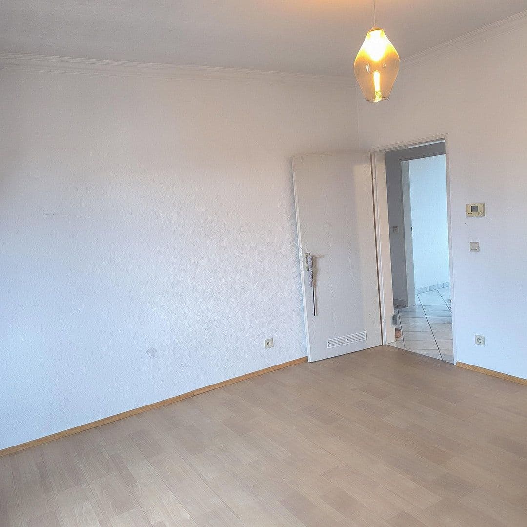Prenájom bytu 2-izbový 62 m², Nürnberg, Bavorsko Prenájom bytu 2-izbový 62 m², Nürnberg, Bavorsko