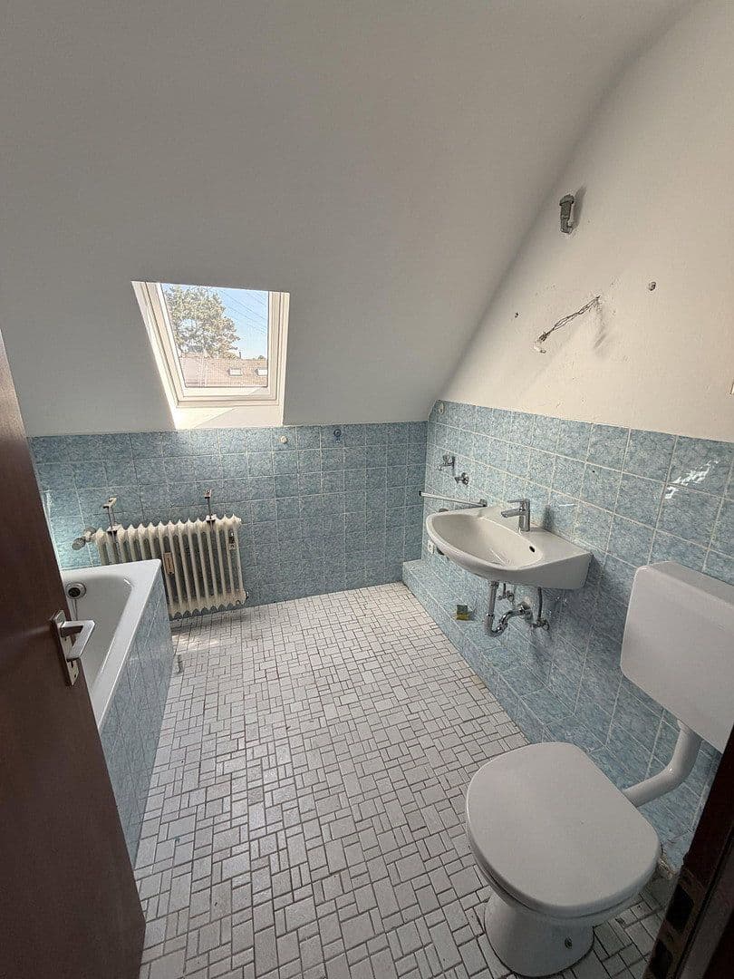 Prenájom bytu 3-izbový 95 m², Hasenheide 39, Tönisvorst, Severné Porýnie - Westfálsko Prenájom bytu 3-izbový 95 m², Hasenheide 39, Tönisvorst, Severné Porýnie - Westfálsko