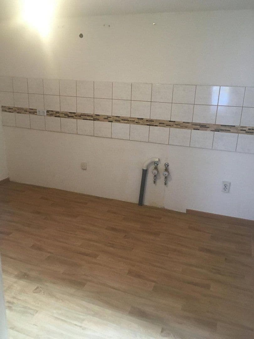 Prenájom domu 55 m², pozemek 350 m², Sturmbühlstr.97, Villingen-Schwenningen, Bádensko-Wurttembersko Prenájom domu 55 m², pozemek 350 m², Sturmbühlstr.97, Villingen-Schwenningen, Bádensko-Wurttembersko