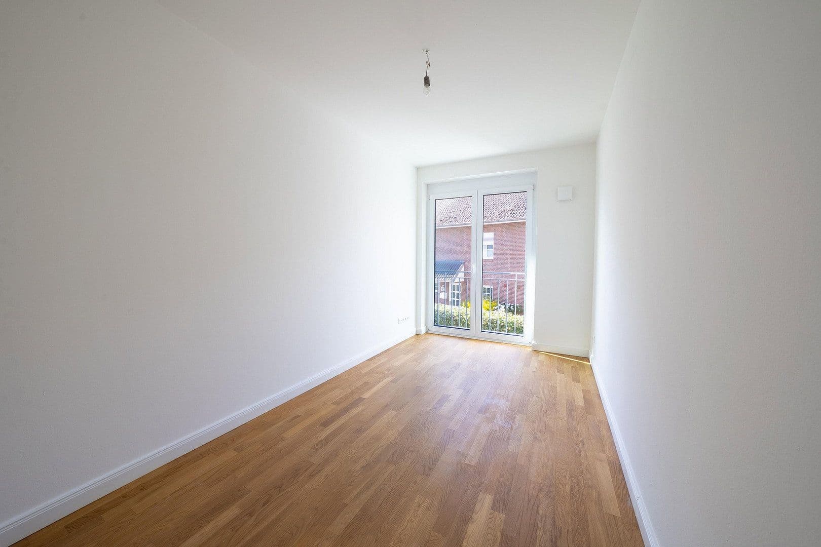 Predaj domu 140 m², pozemek 150 m², Hamburg, Hamburg Predaj domu 140 m², pozemek 150 m², Hamburg, Hamburg