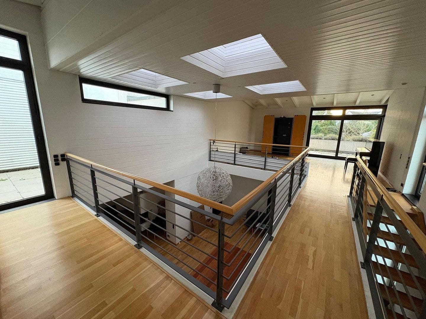 Predaj domu 410 m², pozemek 725 m², Kronberg im Taunus, Hesensko Predaj domu 410 m², pozemek 725 m², Kronberg im Taunus, Hesensko