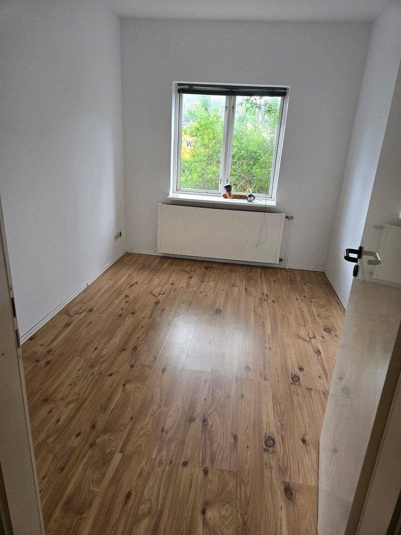 Prenájom bytu 4-izbový 90 m², Hohenfelde, Šlezvicko-Holštajnsko Prenájom bytu 4-izbový 90 m², Hohenfelde, Šlezvicko-Holštajnsko