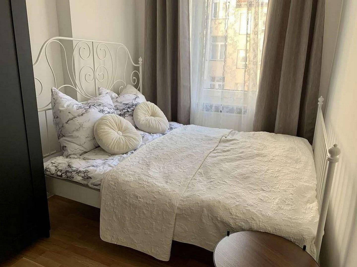 Prenájom bytu 2-izbový 52 m², Berlin, Berlín Prenájom bytu 2-izbový 52 m², Berlin, Berlín