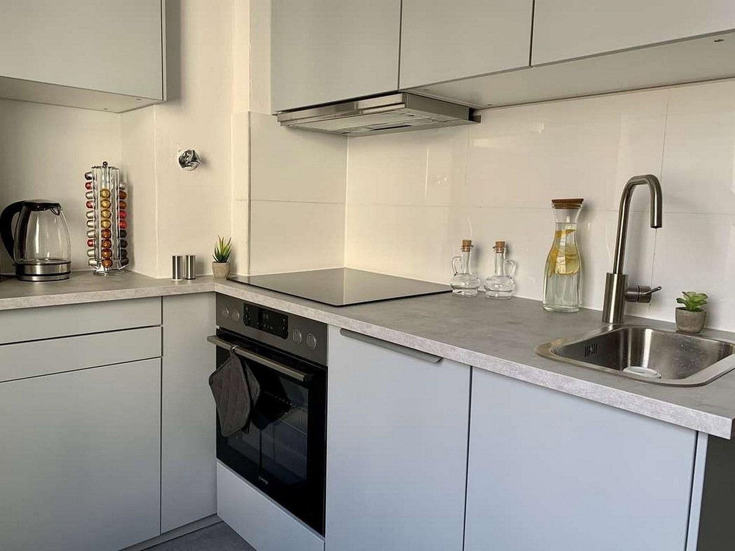Prenájom bytu 2-izbový 52 m², Berlin, Berlín Prenájom bytu 2-izbový 52 m², Berlin, Berlín