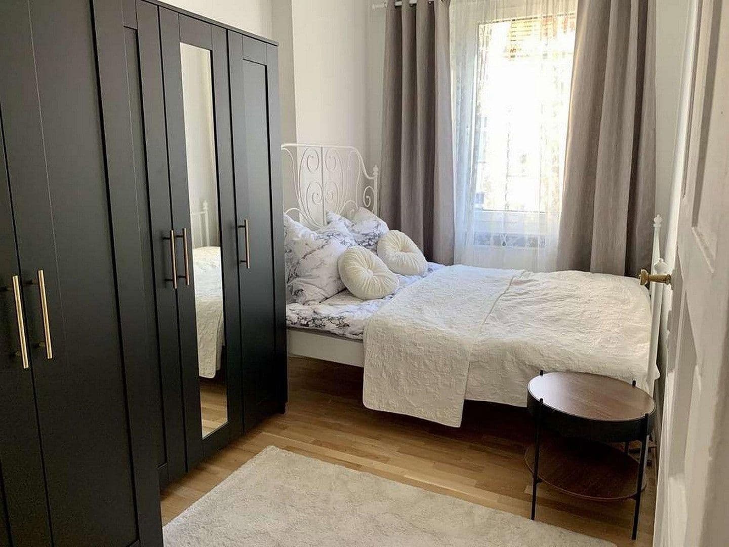 Prenájom bytu 2-izbový 52 m², Berlin, Berlín Prenájom bytu 2-izbový 52 m², Berlin, Berlín