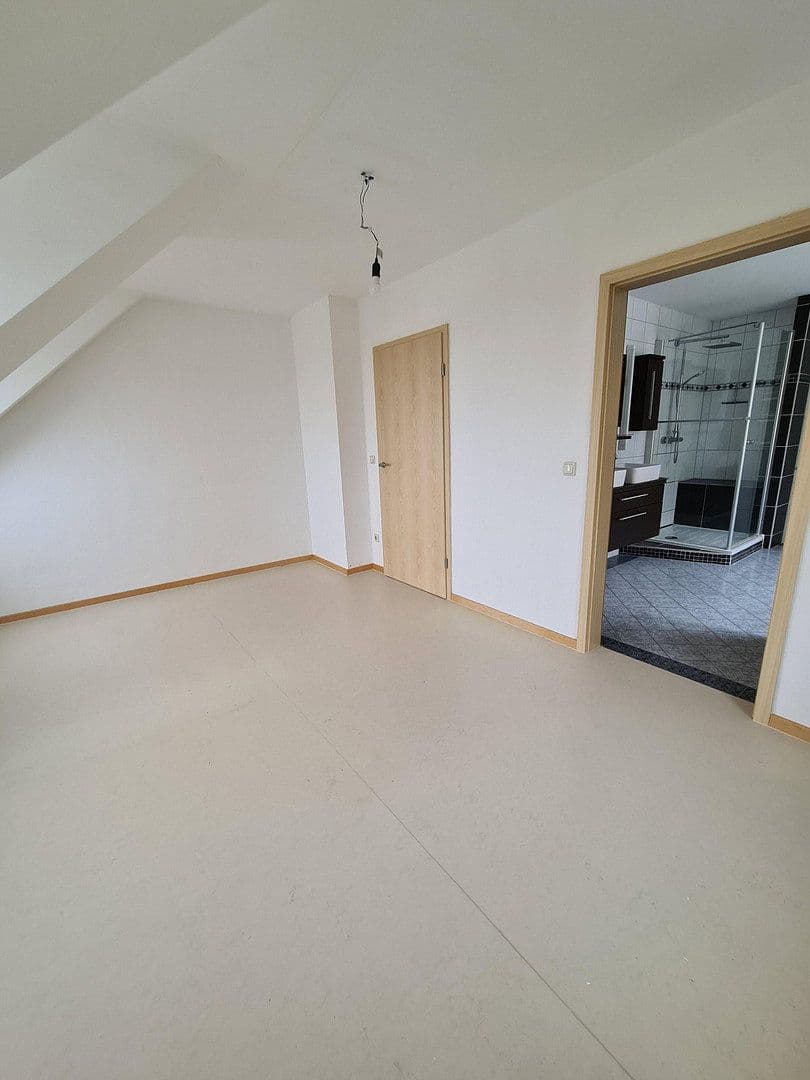 Predaj domu 135 m², pozemek 308 m², Landshut, Bavorsko Predaj domu 135 m², pozemek 308 m², Landshut, Bavorsko