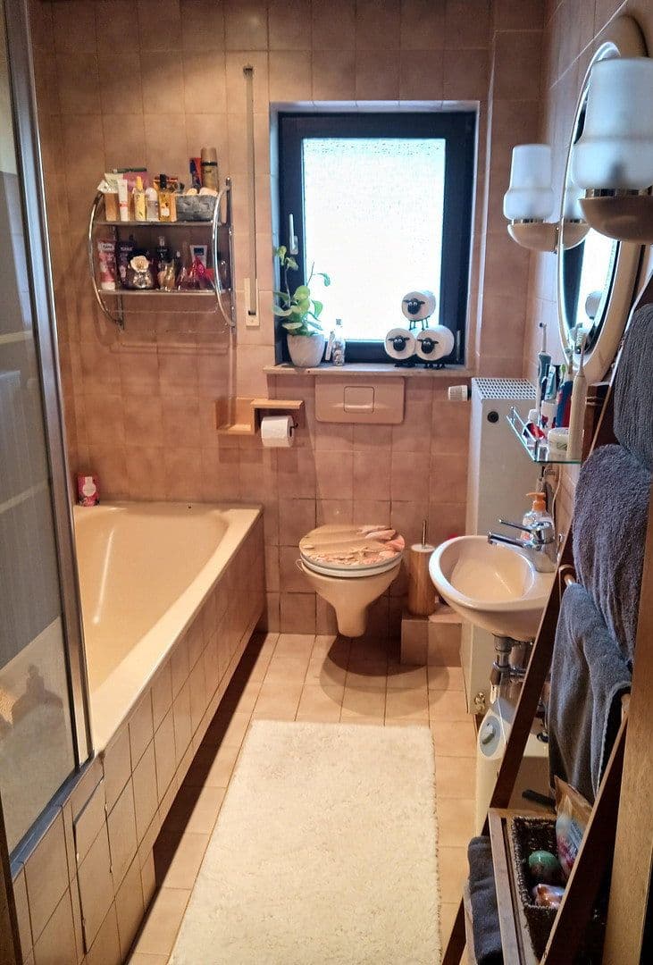 Predaj domu 153 m², pozemek 4.000 m², Ramsen, Porýnie-Falcko Predaj domu 153 m², pozemek 4.000 m², Ramsen, Porýnie-Falcko